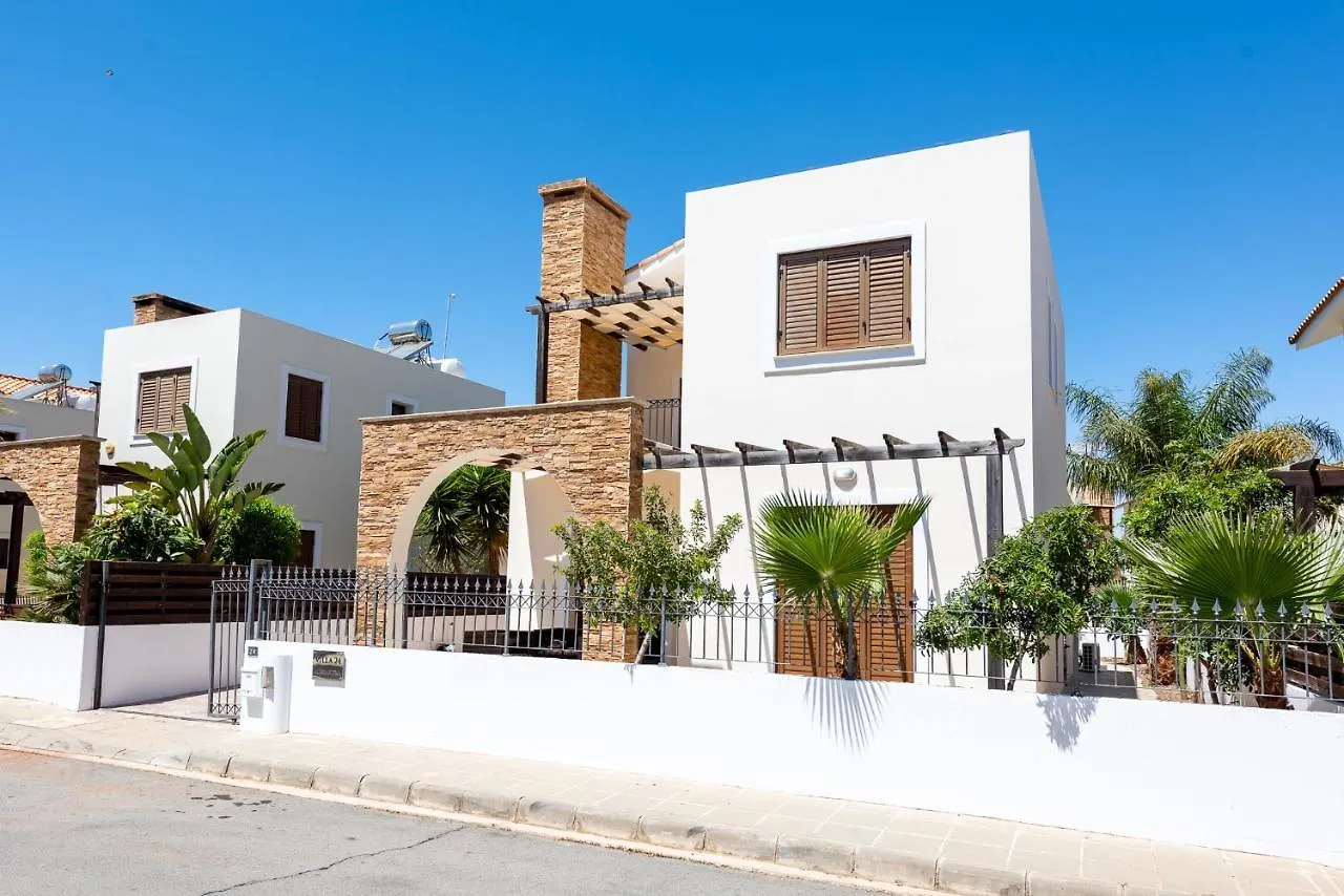 Villa Alexandra By Ezoria Villas Agia Napa